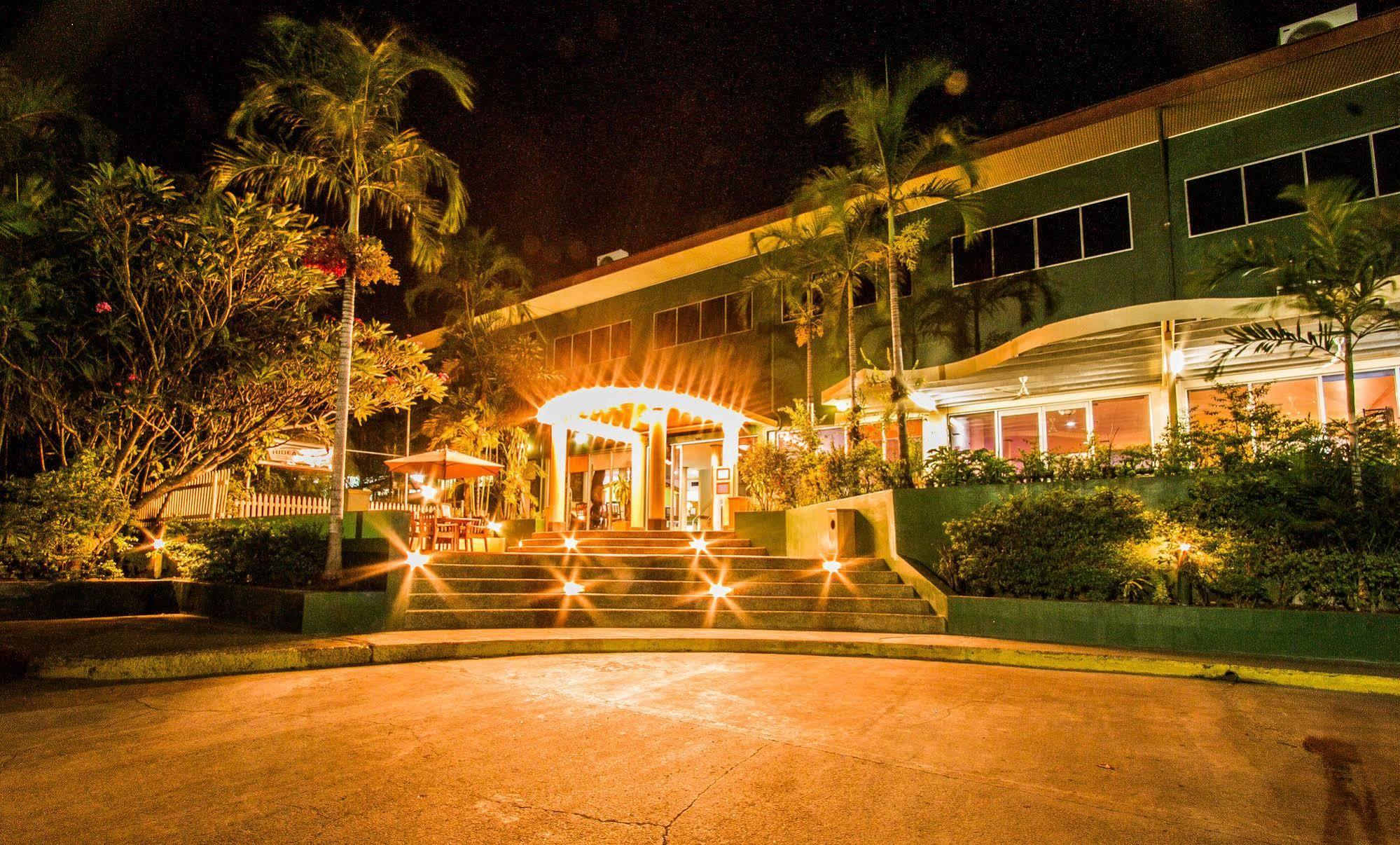 海德威酒店 莫尔兹比港 外观 照片